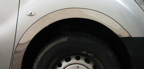 BMW serija 3 E90/E91 2005–2011 Nerjaveče obrobe blatnikov (4 kosi) fotografija 4