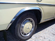 Mercedes W123 1975–1986 Nerjaveče obrobe blatnikov (4 kosi) fotografija 6