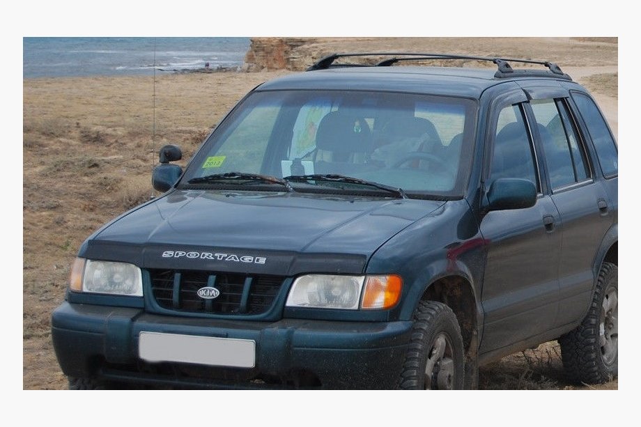 Kia Sportage 1994–2004 Deflektor pokrova motorja (VIP) Image