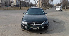Opel Omega B 1994–2003 Deflektor pokrova motorja (1993-1999, VIP) fotografija 1