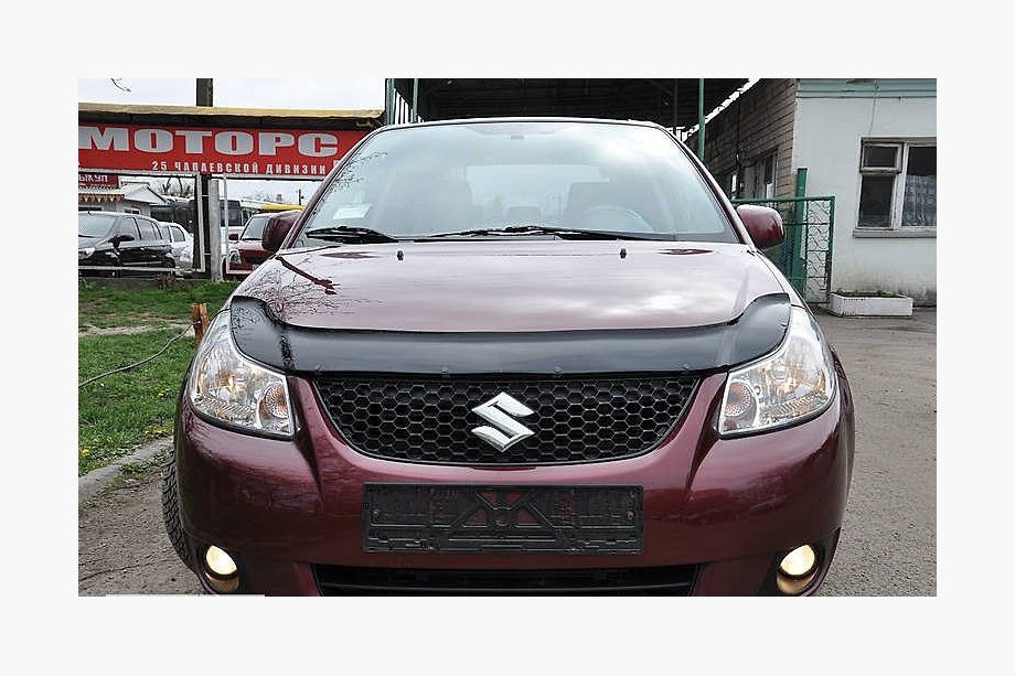 Suzuki SX4 2006–2013 Deflektor pokrova motorja (VIP) Image