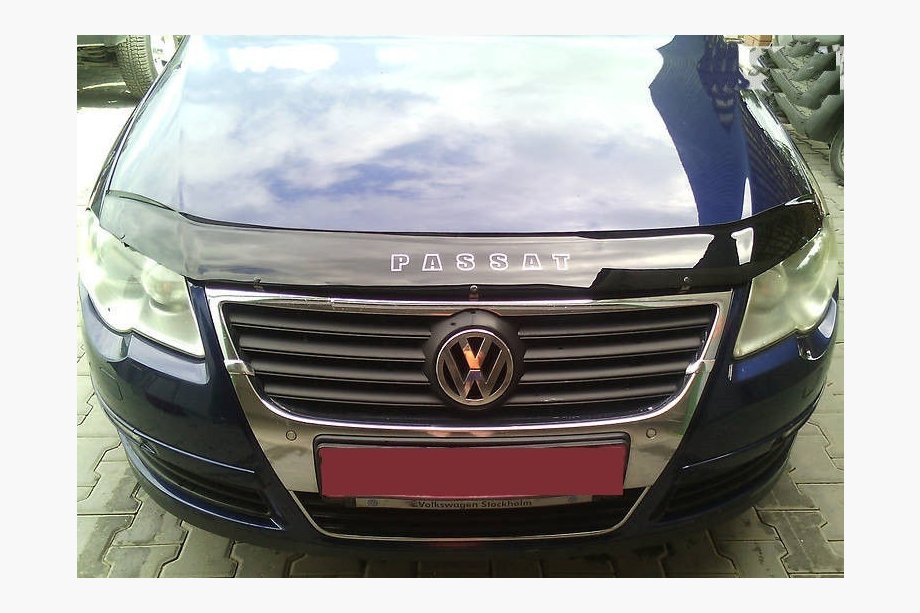 Volkswagen Passat B6 2006–2012 Deflektor pokrova motorja VIP Image