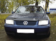Volkswagen Bora 1998–2004 Deflektor pokrova motorja (VIP) fotografija 1