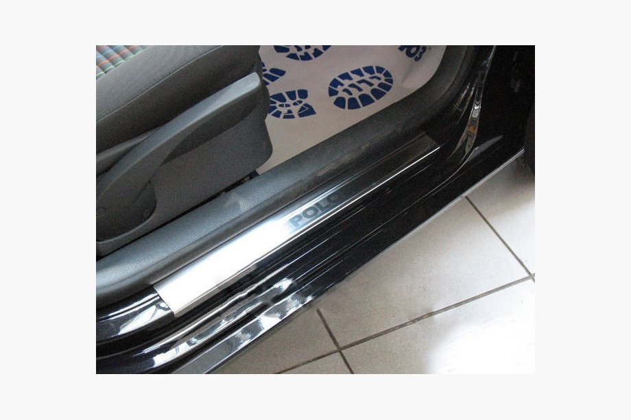 Volkswagen Polo 2001–2009 Nerjaveče letve pragov Nataniko (4 kosi) Image