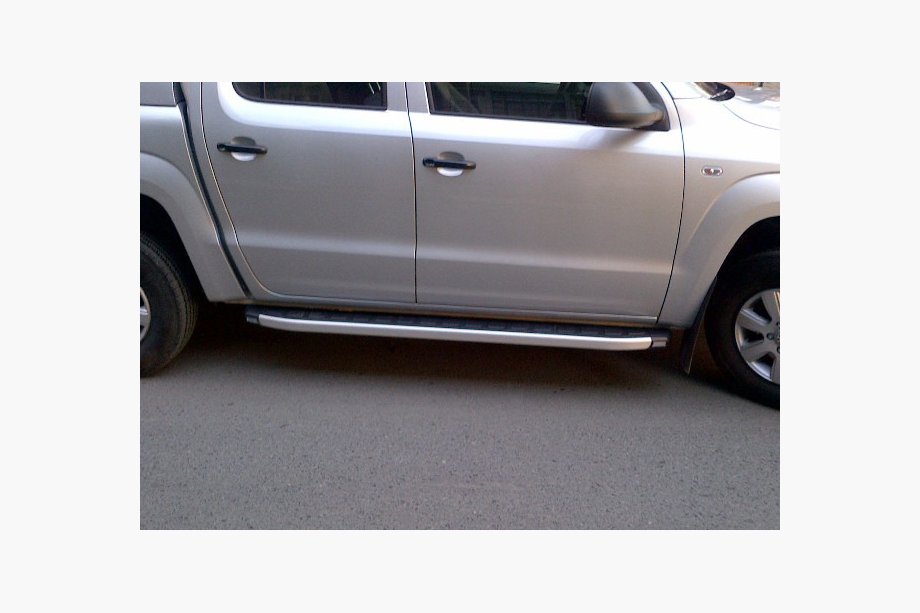 Volkswagen Amarok 2010–2022 Bočne stopnice Fullmond Grey (2 kos, aluminij) Image