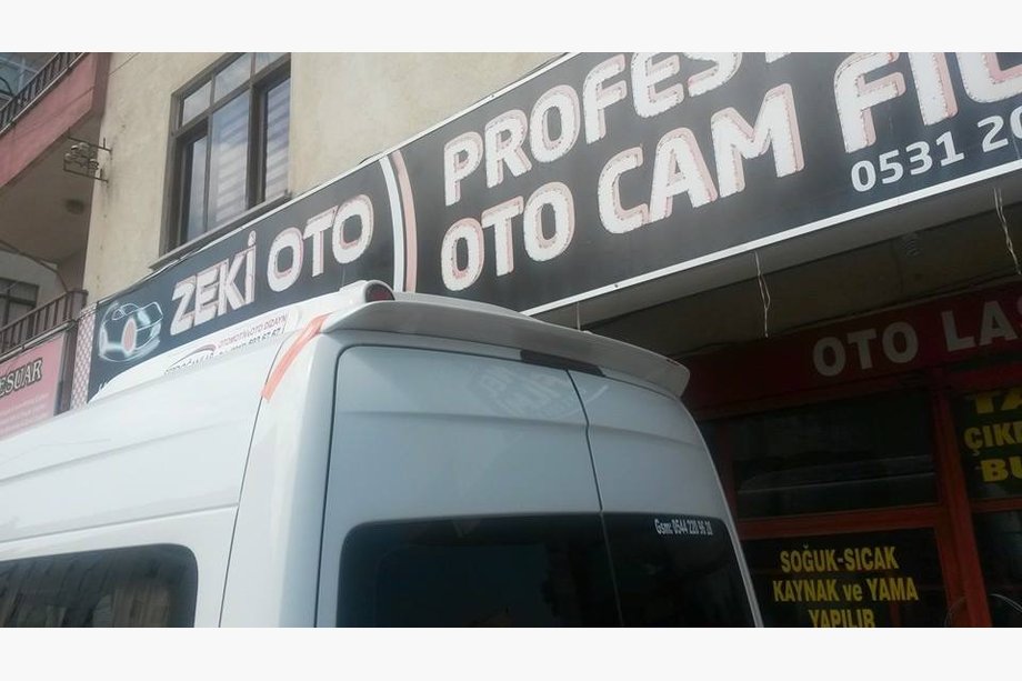 Volkswagen Crafter 2006–2016 Spojler Anatomik (ozki model, za lakiranje) Fotografija 9