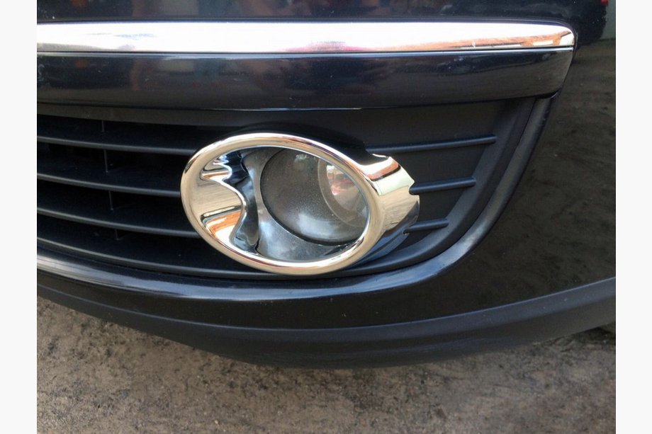 Volkswagen Jetta 2006–2011 Kromirani okvirji meglenk (2 kosa, plastika) Image
