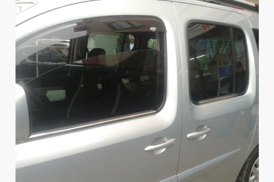 Renault Kangoo 2008–2020 Zunanje okrasne letve stekel (4 kosi, nerjavno jeklo) Fotografija 3