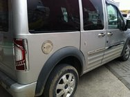 Ford Connect 2010–2013 Okrasna obloga vratc rezervoarja (nerjavno jeklo) Carmos - turško nerjaveče jeklo fotografija 2