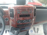 Mercedes Sprinter W906 2006–2018 Dekorativne obloge armaturne plošče (Meric, 50 delov) Karbon fotografija 9