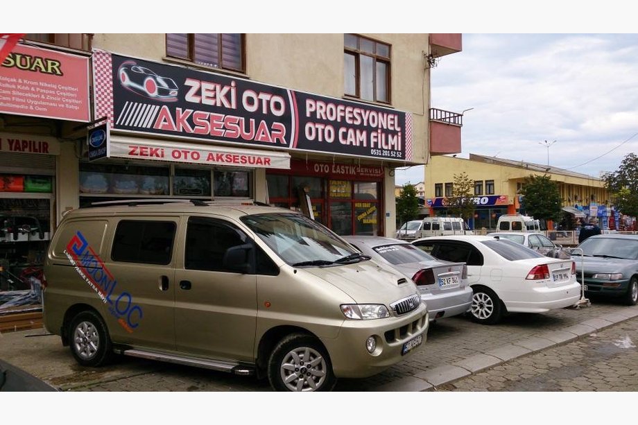 Hyundai H200, H1, Starex 1998–2007 Kromirane strešne vzdolžne letve Plastične pritrdilne noge Fotografija 2