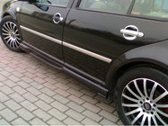 Volkswagen Bora 1998–2004 Športni stranski pragovi (za lakiranje) fotografija 1