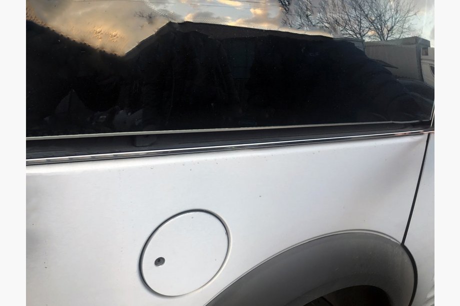 Fiat Doblo I 2005–2010 Okrasna letev pod drsnimi vrati (2 kos, nerjavno jeklo) Image