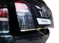 Volkswagen Touareg 2010–2018 Nerjaveča letev za pokrov prtljažnika fotografija 1