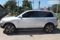 Volkswagen Touareg 2002–2010 Strešne vzdolžne letve, kromirane (plastične noge) Kovinska noga fotografija 5