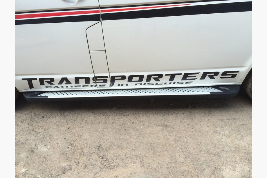 Volkswagen T6 2015–2024 Stranske stopnice Allmond Grey (2 kosa, aluminij) Image