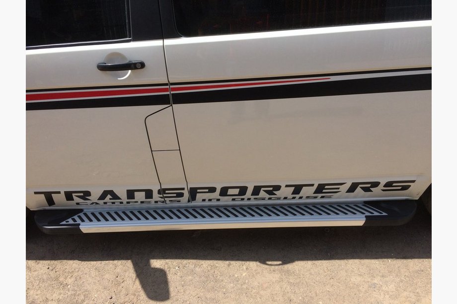 Volkswagen T6 2015–2024 Stranske stopnice Line (2 kosa, aluminij) Image