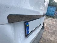 Mercedes Vito/V-razred W447 2014– Letvica nad registrsko tablico BlackChrome (nerjaveče jeklo) fotografija 1