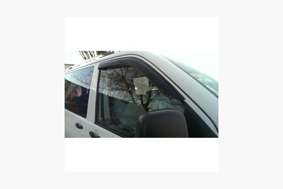 Volkswagen T5 Multivan 2003–2010 Deflektorji oken (2 kos, UA-Sport) Image
