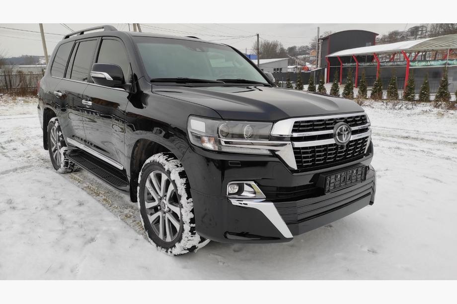 Toyota Land Cruiser 200 2007–2021 Facelift predelovalni komplet iz LC200 2008-2015 na 2021 Executive Fotografija 9