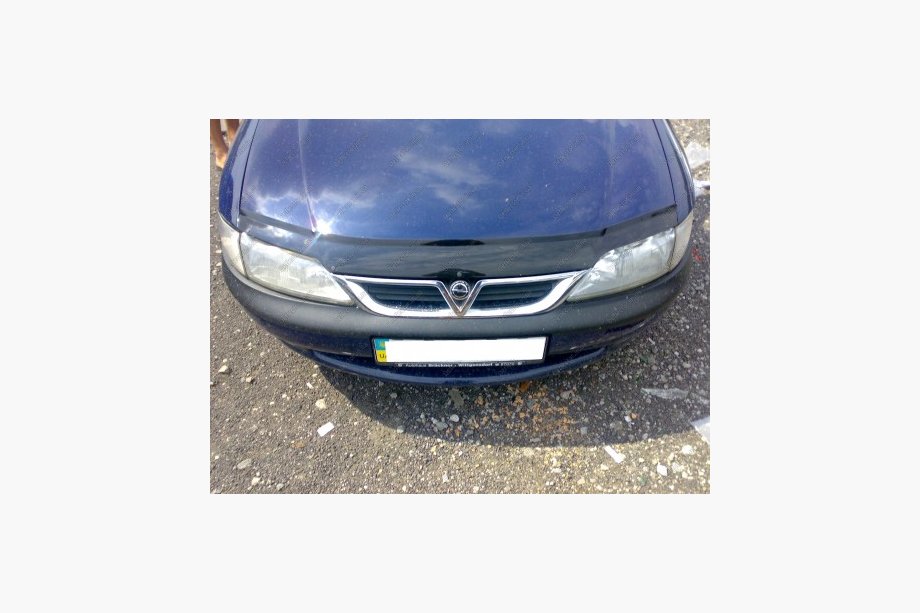 Opel Vectra B 1995–2002 Deflektor pokrova motorja (FLY) Image