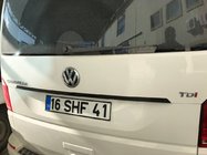 Volkswagen T6 2015–2024 Letvica nad registrsko tablico (karbon) fotografija 1