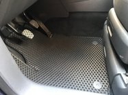 Volkswagen Touran 2010–2015 EVA avtomobilske preproge (črne) fotografija 1