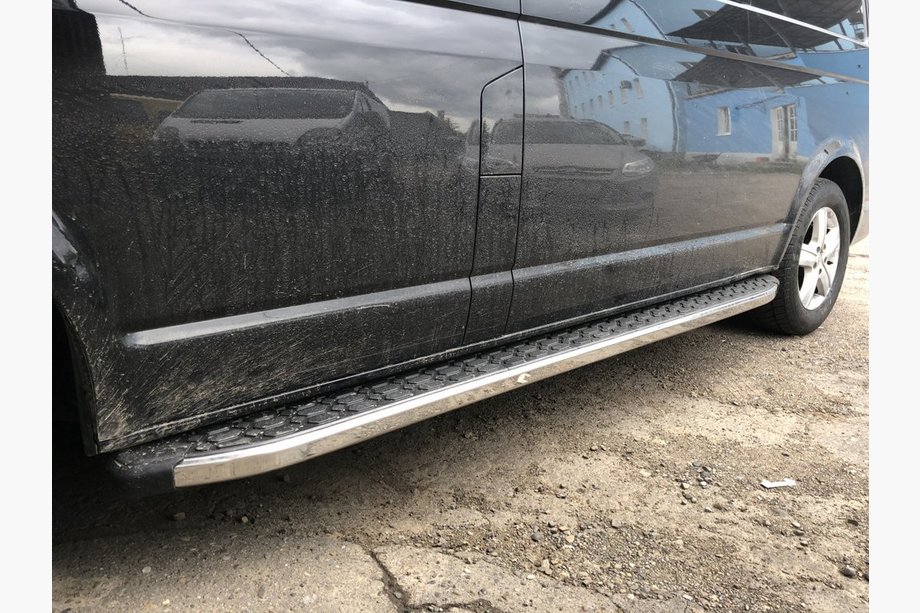 Volkswagen T5 Multivan 2003–2010 Stranske stopnice BlackLine (2 kosa, aluminij) Image