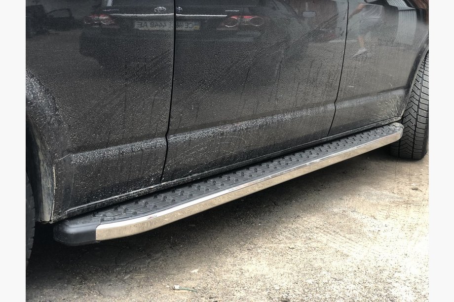 Volkswagen T5 2010–2015 Stranske stopnice BlackLine (2 kosa, aluminij) Image