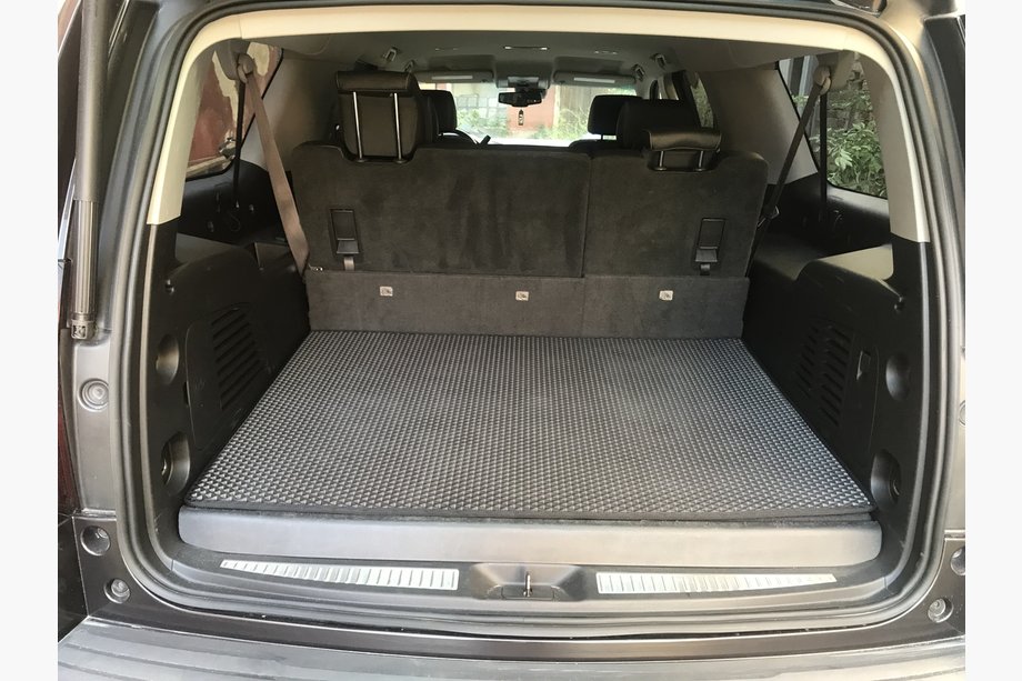 Chevrolet Suburban 2014–2019 Preproge za prtljažnik (EVA, črne) Image