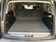 Chevrolet Suburban 2014–2019 Preproge za prtljažnik (EVA, črne) fotografija 1