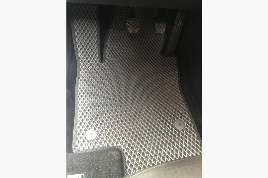 Volkswagen Jetta 2011–2018 EVA avtomobilske preproge (črne) Image