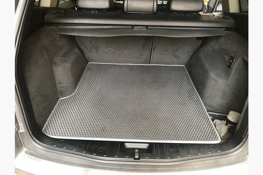 BMW X3 E83 2003–2010 Podloga prtljažnika (EVA, črna) Image