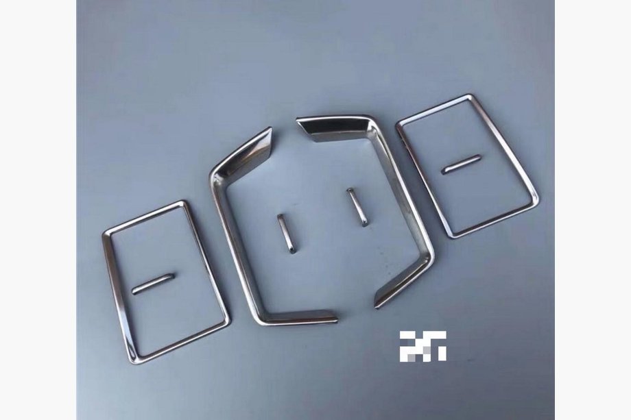 Toyota Land Cruiser 200 2007–2021 Komplet sivih vložkov za zračnike (Tajvan) Image