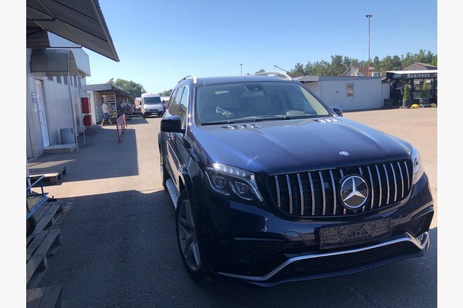 Mercedes GL/GLS razred X166 2012–2019 Karoserijski body kit AMG V1 s polnim odbijačem (GLS63) Fotografija 2