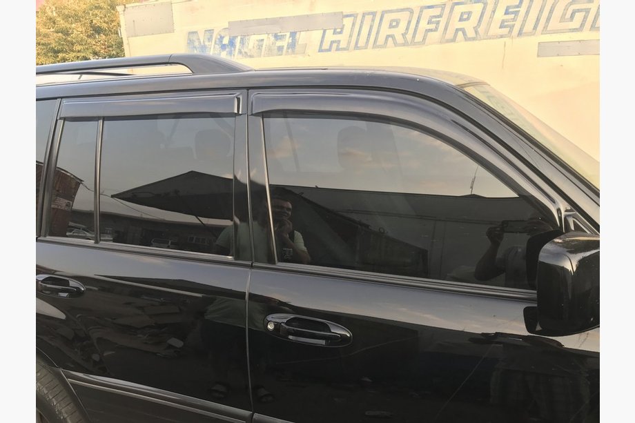 Lexus LX470 1998–2007 Vetrni deflektorji za okna (4 kosi, Niken) Image