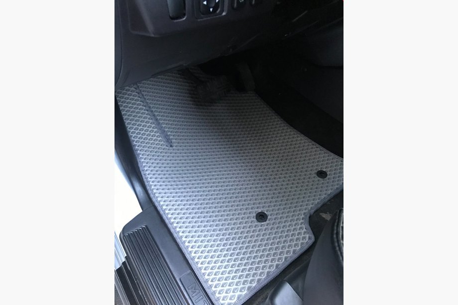 Mitsubishi Pajero Sport 2008–2015 EVA avto preproge (sive) Image