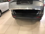Skoda Karoq 2018– Nerjaveča zaščitna letvica roba prtljažnika fotografija 1