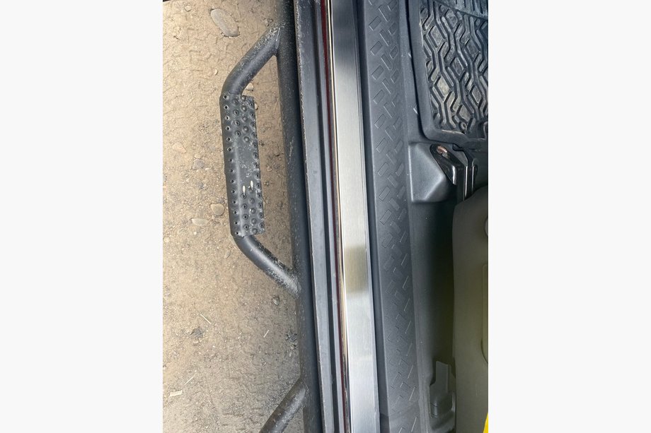 Toyota FJ Cruiser 2006–2022 Natanika Premium obloge pragov (2 kos, nerjaveče jeklo) Image