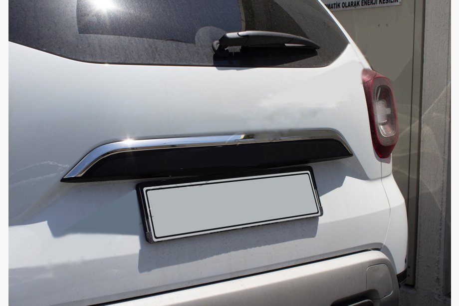 Dacia Duster 2018–2024 Okrasna letev nad registrsko tablico (inox) Image