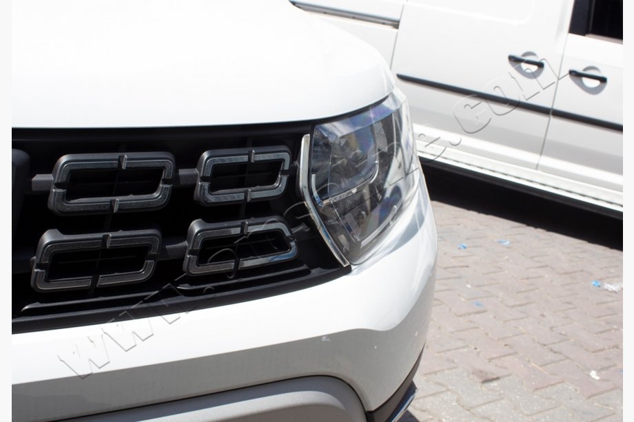 Renault Duster 2018–2024 Okrasne obloge za masko (2 kosa, nerjavno jeklo) Image