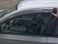 Skoda Rapid 2012–2019 Deflektorji oken s kromirano letvijo SD (4 kosi, Niken) fotografija 1