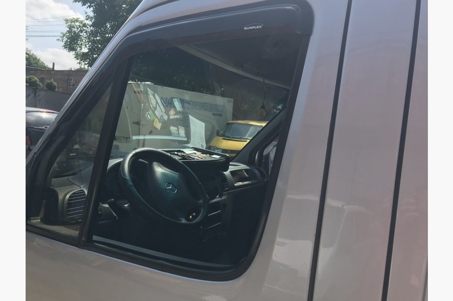 Volkswagen LT 1995–2006 Vetrni deflektorji za okna (2 kos, Sunflex) Image