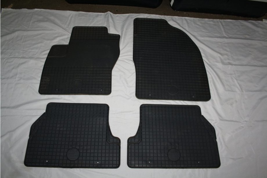 Ford Focus II 2008–2011 Gumijasti avto tepihi za notranjost (4 kosi, Doma) Image