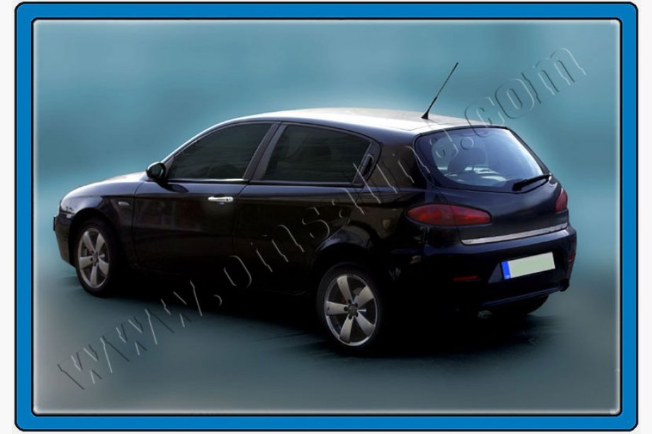 Alfa Romeo 147 2000–2010 Zaščitna letev roba prtljažnika (nerjaveče jeklo) Image