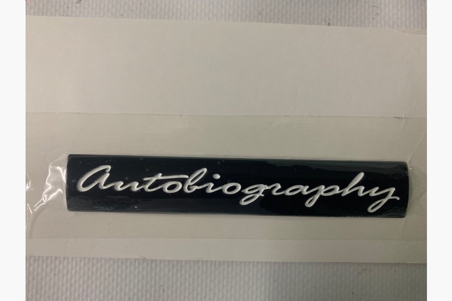 Range Rover IV L405 2013–2021 Emblem Autobiography (tip-1) Image