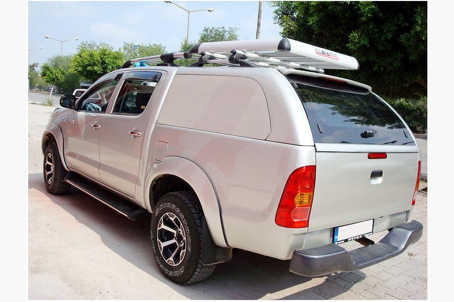 Toyota Hilux 2006–2015 Hardtop Canopy Commercial Image