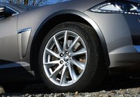 Jaguar XF 2009–2016 Nerjaveče obrobe blatnikov (4 kosi) fotografija 1