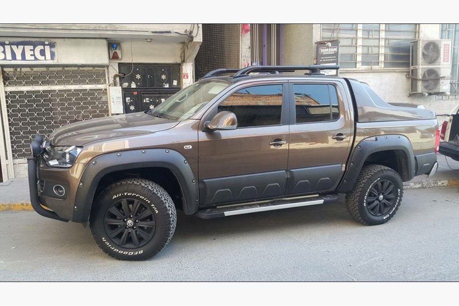 Volkswagen Amarok 2010–2022 Stranske stopnice RedLine Black (2 kosa, aluminij) Image