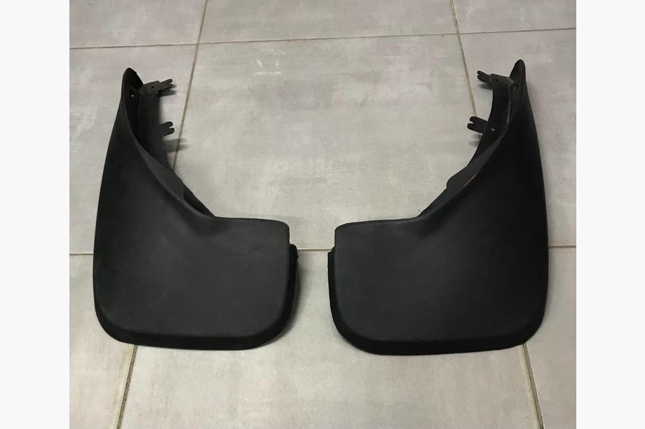 Range Rover III L322 2002–2012 Sprednje blatne zavesice brez pragov (2 kosa) Image